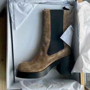 Vagabond Suede Brooke - High Heel Brown Chelsea Boot NWT - 39